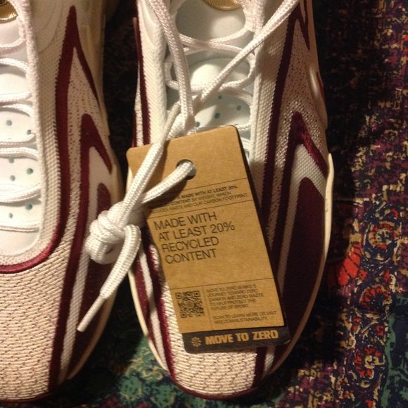 Nike Cosmic Unity 2 Multicolor Sneakers - 11.5 - New in Box - Picture 7 of 12